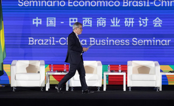 Бразилия и Китай сключват търговско споразумение, за да се откажат от щатския долар