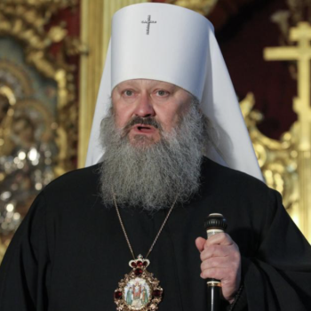 Полицията в Киев обискира дома на наместника на Киево-Печорската лавра