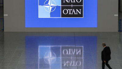 Полша обмисля по голямо участие в ядреното възпиране в НАТО макар