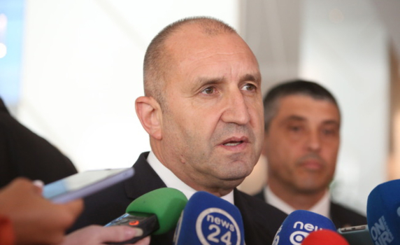 Радев призова българите да гласуват, за да не решава някой друг вместо тях
