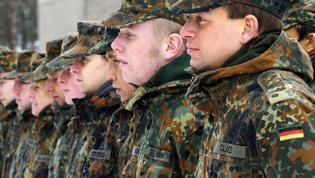 Германия: Не трябва да изпращаме войски в Украйна. Това е червена линия