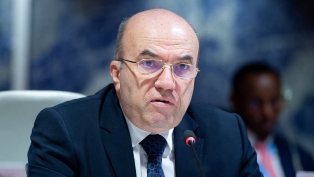 Външно министерство не може да намери нов посланик за Украйна