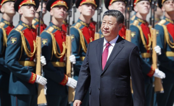 Си Дзинпин поиска задълбочаване на военната подготовка в Китай