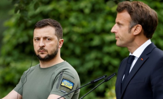 Франция блокира решението на ЕС за финансиране на доставките на боеприпаси за Украйна