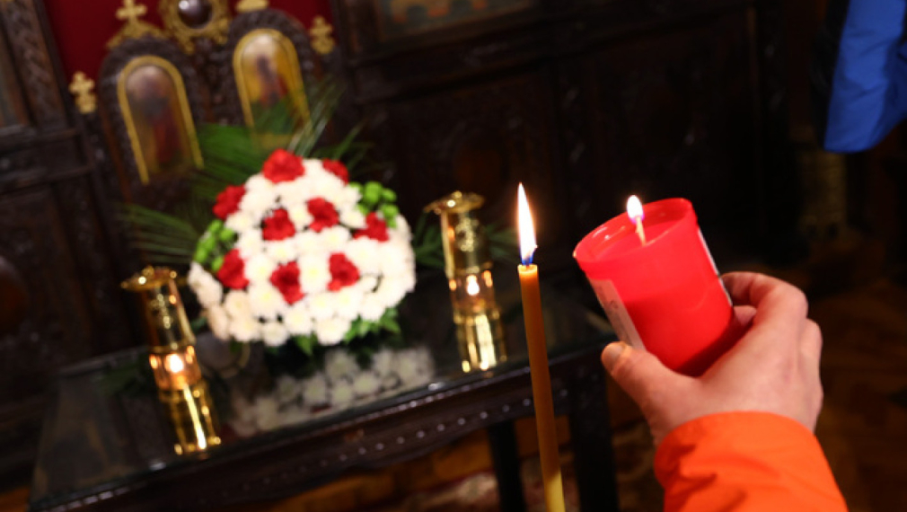 Благодатният огън от Йерусалим ще бъде донесен от делегация, водена от Старозагорския митрополит Киприан