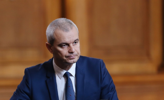Костадинов: "Възраждане" няма да подкрепи Росен Желязков за председател на НС