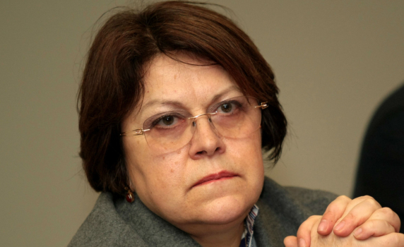 Татяна Дончева: Има външен натиск за формиране на коалиция между първите две политически сили