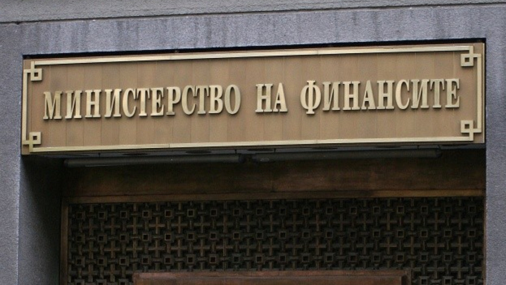 Бюджетният дефицит продължава да расте устойчиво