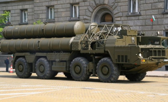 Руски сайт преброи българските С-300 по регистрационни номера на участници в Гергьовденския парад