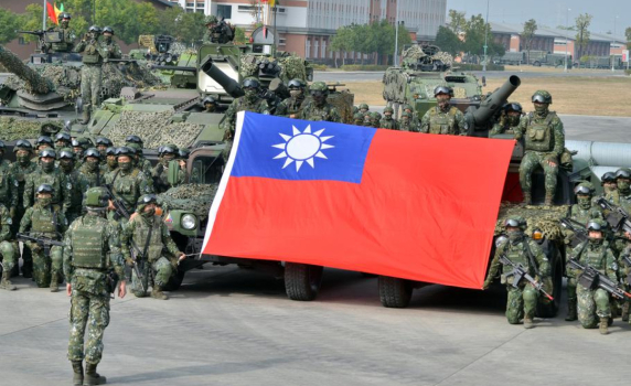 САЩ ударно въоръжават Тайван