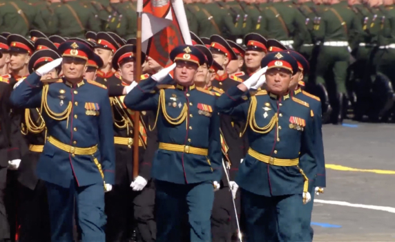 На живо от Червения площад в Москва - Парадът на Победата