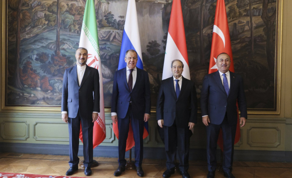 Турция и Сирия се договориха да подобрят отношенията си след разговори в Москва