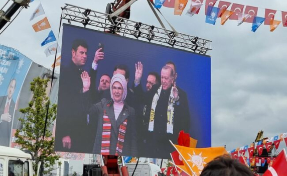 Ердоган обеща мирен преход, ако загуби изборите утре