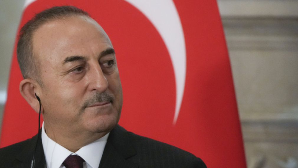 Турският външен министър Мевлют Чавушоглу днес окачестви твърденията на опозицията,
