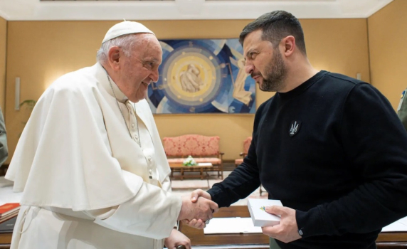 Зеленски: Уважавам папата, но не се нуждаем от посредници. Папата да осъди по-ясно Русия