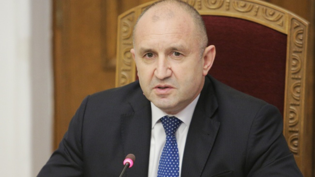 Радев връчва първия мандат за съставяне на правителство на ГЕРБ-СДС
