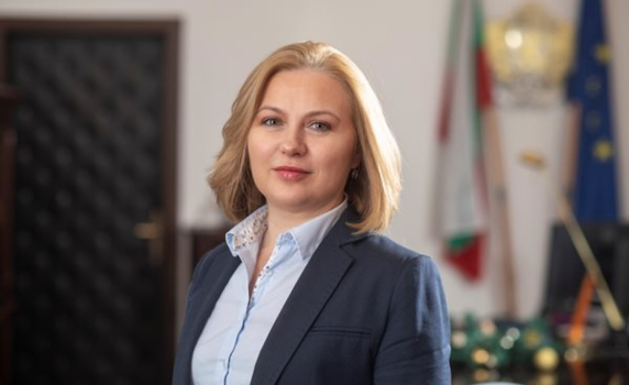ДБ: Гешев прави циркове. Мафията не се бори с пресконференции, а с обвинителни актове. ВСС да прояви гръбнак и да го спре