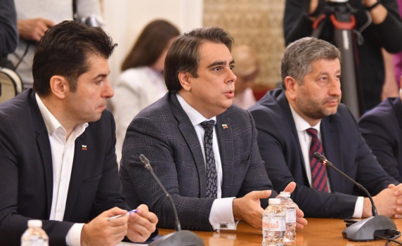ПП-ДБ викат на изслушване в парламента Иван Гешев, Борислав Сарафов и Ясен Тодоров