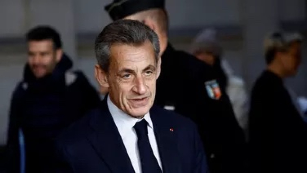 Парижкият апелативен съд осъди на 3 години затвор бившия френски президент Никола Саркози за корупция