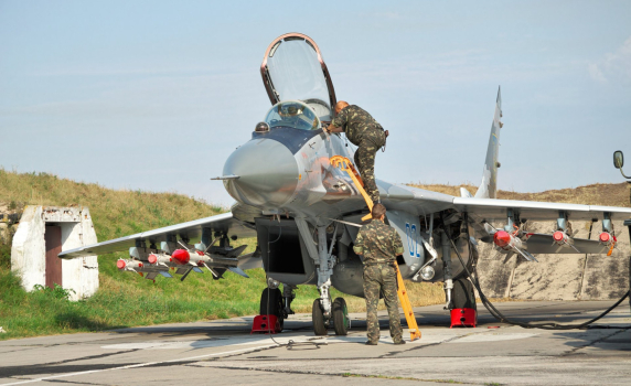 NYT: САЩ не позволяват на украински пилоти да се обучават на F-16