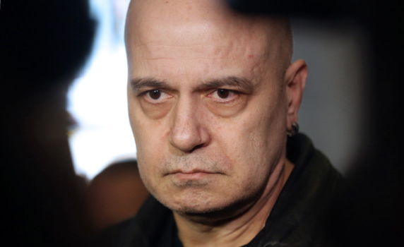 Слави Трифонов: “Изчегъртването” приключи, време е за шпакловане и замазване на престъпления