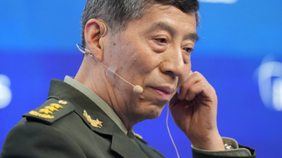 Пекин: Конфликт между Китай и САЩ ще бъде непоносима катастрофа за света