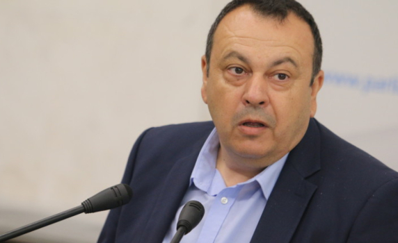 ДПС ще вземе решение за кабинета "Денков" след отчитането на втория мандат при президента