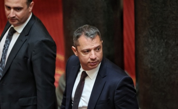 Делян Добрев: Гласувах „против“. ПП не могат да се справят, но са жадни за власт