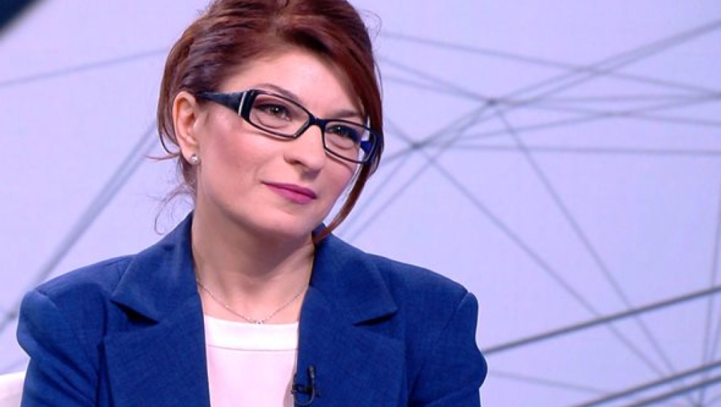 Десислава Атанасова нападна ПП-ДБ: Назначението на Спецов е абсолютно недопустимо