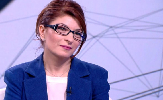 Десислава Атанасова нападна ПП-ДБ: Назначението на Спецов е абсолютно недопустимо