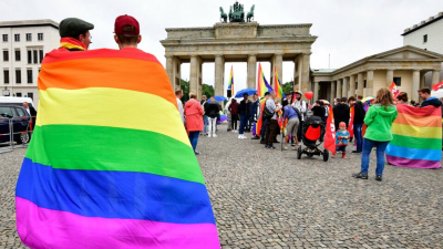Германският комисар по въпросте за ЛГБТИ Свен Леман иска подобрения