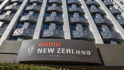 Националното радио на Нова Зеландия започна разследване и е разпореди