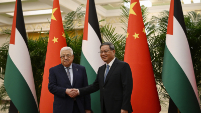 Китайският премиер Ли Цян се срещна днес с палестинския президент