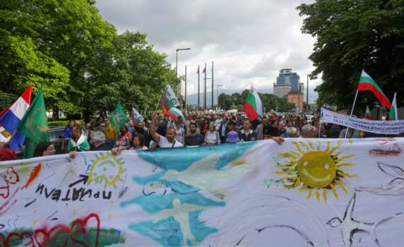 Поредният „Поход за мир“ в София настоява за неутралитет на България