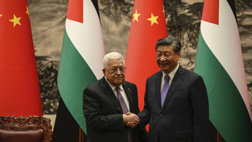 Си Цзинпин увери Махмуд Абас, че ще помогне на палестинците да постигнат независимост