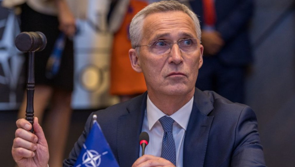 Столтенберг: Оръжейните запаси на НАТО са изчерпани
