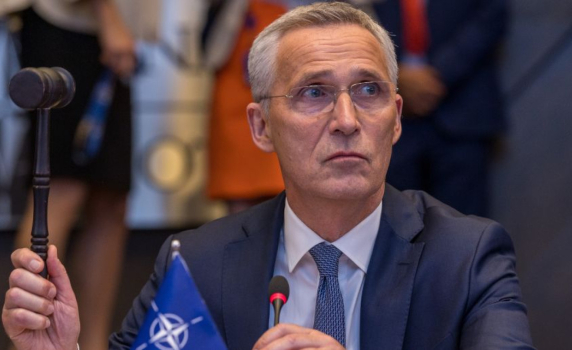 Столтенберг: Оръжейните запаси на НАТО са изчерпани