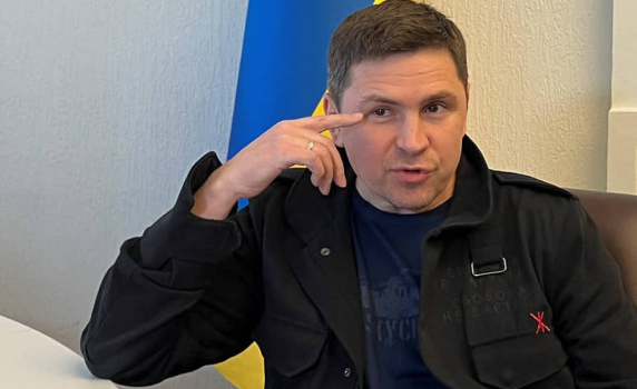 Михайло Подоляк: Следващите 48 часа ще решат съдбата на Русия