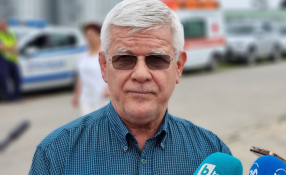 Кирил Вътев: Проблемът не е само с вноса на зърно от Украйна, а и със слънчогледа, млякото, пчелния мед