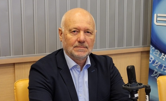 Тагарев: Бил съм съветник в МО на Украйна, но не съм получил и една гривна