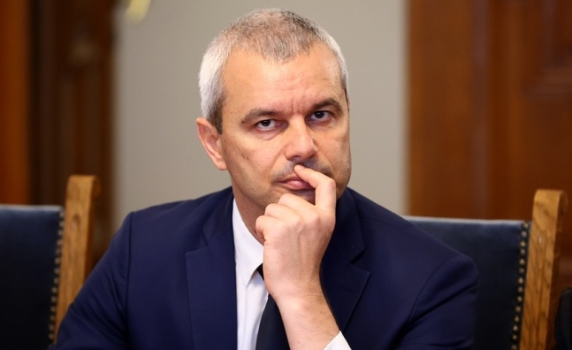 „Възраждане“ ще поиска среща с президента за референдума за българския лев