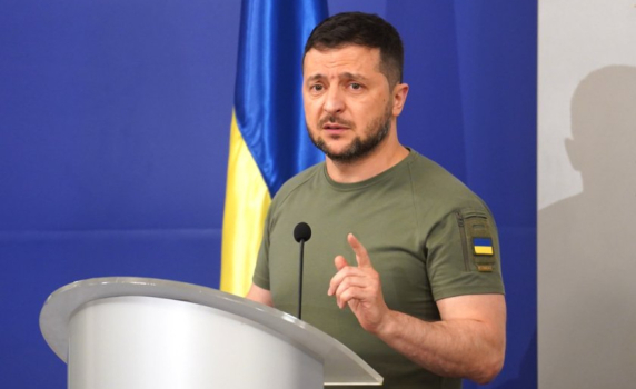 Зеленски е поискал от България въоръжение и боеприпаси - "всичко, без летателни средства"
