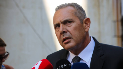 Автор Daily Sabah  Бившият гръцки министър на отбраната Панос Каменос признава