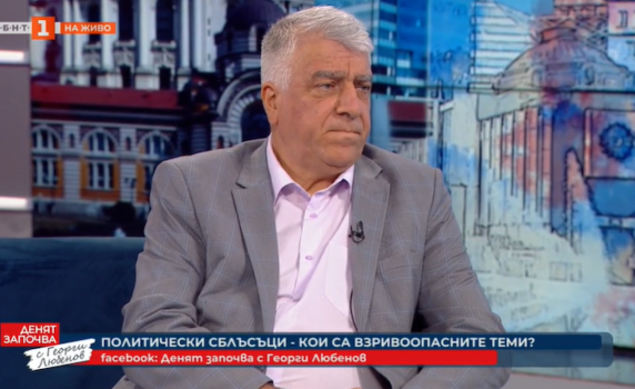 Румен Гечев: Кирил Петков притичва ту към Пеевски, ту към Борисов - жалка картина!