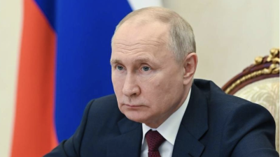 Руският президент Владимир Путин предупреди че Руската федерация си запазва