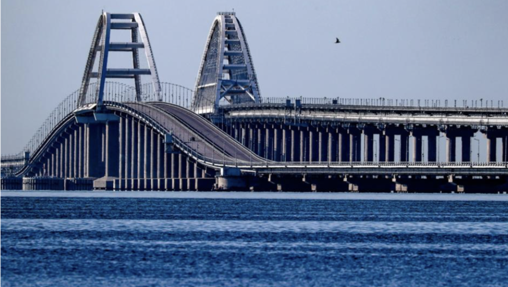 Мъж и жена загинаха на Кримския мост, дъщеря им е ранена
