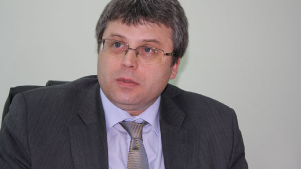 Предложеният от ПП-ДБ Станимир Михайлов най-вероятно ще е новият управител на НЗОК