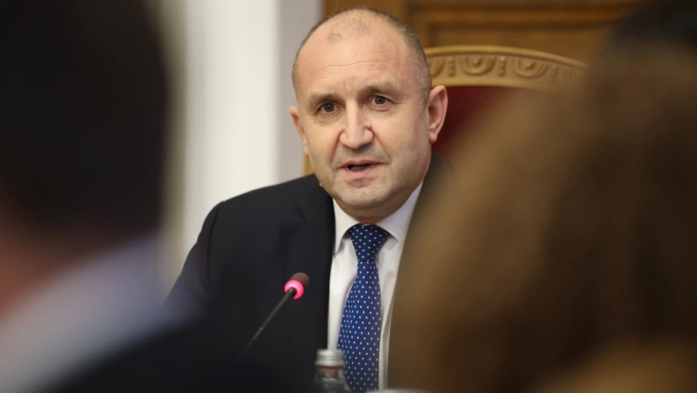 Радев за Васил Терзиев: Човек, който предава родителите си, ще предаде и родината си