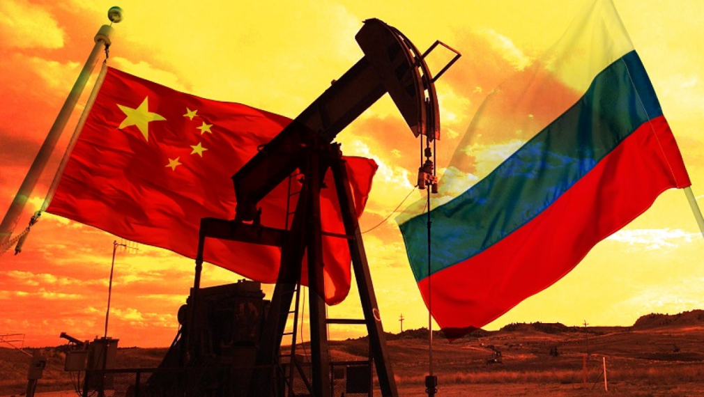 "Файненшъл таймс": Китай внася рекордни количества суров петрол от Русия