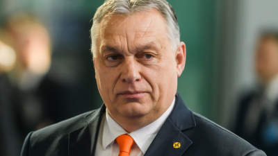 Унгарският премиер Виктор Орбан заяви в събота в Румъния че